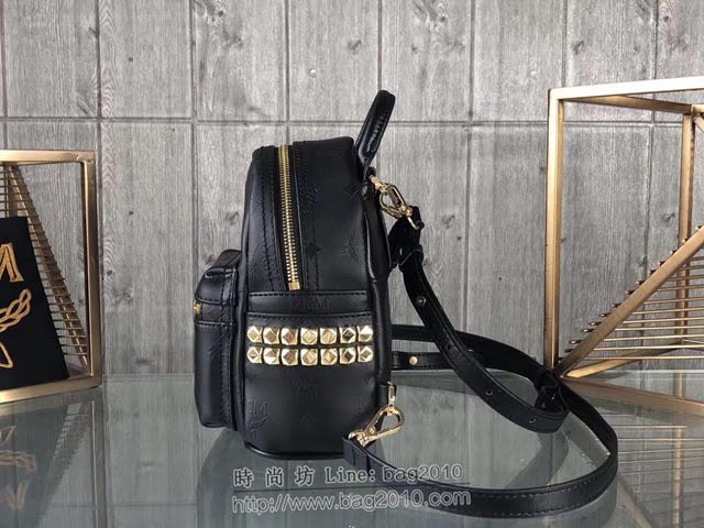 MCM雙肩背包 原單 超mini Stark經典女背包 側邊點綴鉚釘 MCM後背包 時尚迷人單品  mdmc1092
